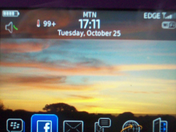 My phone only displays temps up to 99 on the homescreen. notice the 99+...ugh.